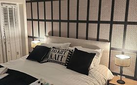 The Mayfair Lodge & Family Suite